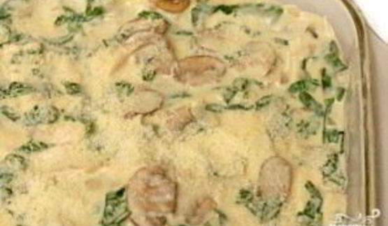 лазанья с курицей, грибами и шпинатом
