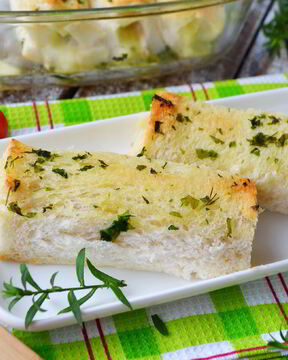 Рулет Лазанья в чесночном хлебе