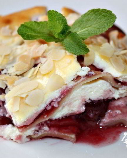 Рецепт творожно-вишневого десерт лазанья