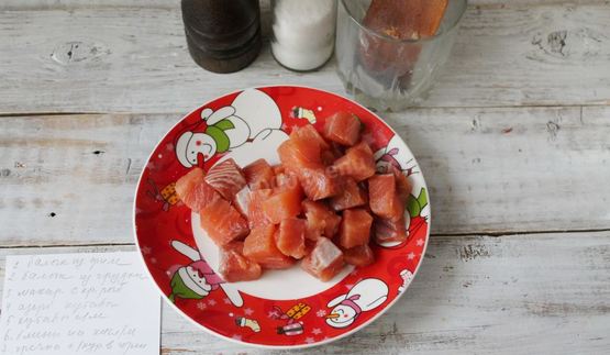 макароны с красной рыбой в соусе