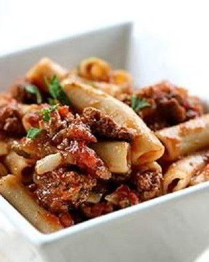 Макароны с тушенкой по-деревенски