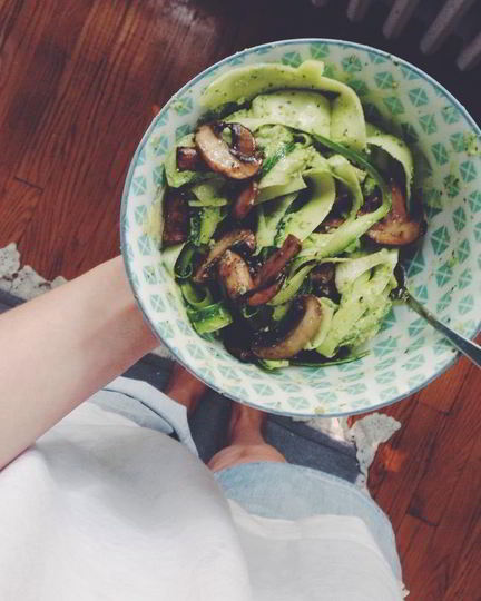 Рецепт пасты из цукини с грибами