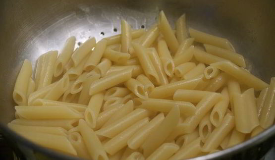 паста с двойным соусом