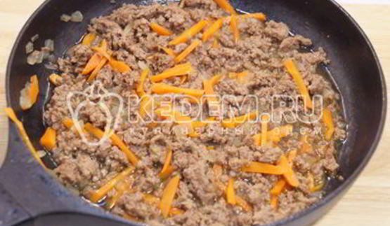 паста с фаршем и стручковой фасолью