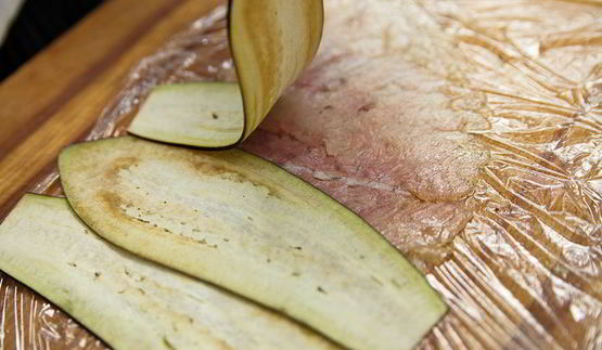 паста с роллом из дорадо и креветки