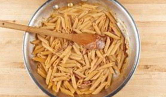 паста с шампиньонами и томатами