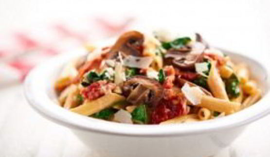 паста с шампиньонами и томатами