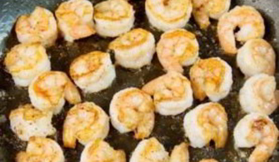 спагетти с креветками в сливочно-томатном соусе