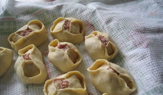 манты дружба с тройным мясом