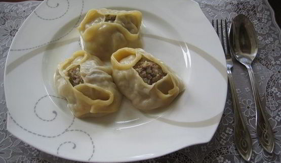 манты дружба с тройным мясом