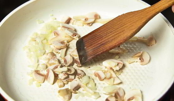 манты с грибами