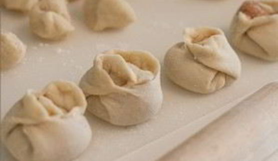 манты с куриным фаршем