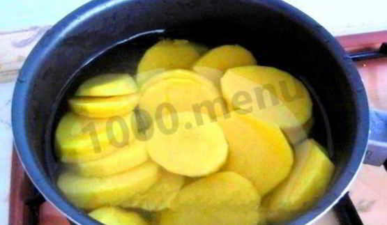 картошка по-французски с фаршем в духовке