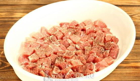 мясо по-французски с картошкой и грибами