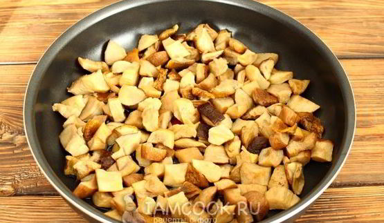 мясо по-французски с картошкой и грибами