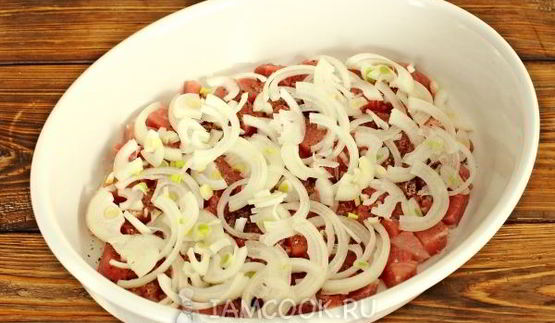 мясо по-французски с картошкой и грибами