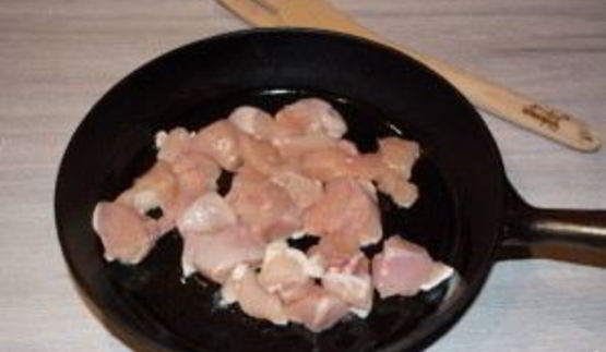 мясо по-французски в сковороде