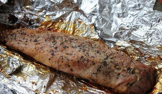 глазированная свинина с кукурузным салатом