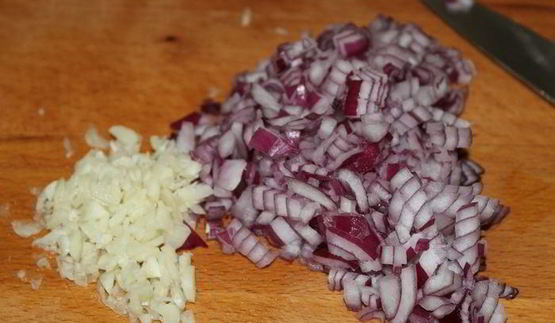 глазированная свинина с кукурузным салатом