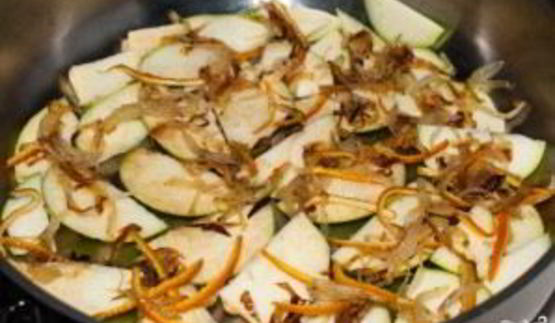 индейка, тушенная в вине