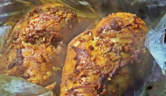 куриные грудки, запеченные в рукаве