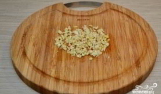 курица с рисовой лапшой и соевым соусом