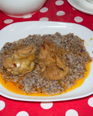 Мясо под сметанным соусом