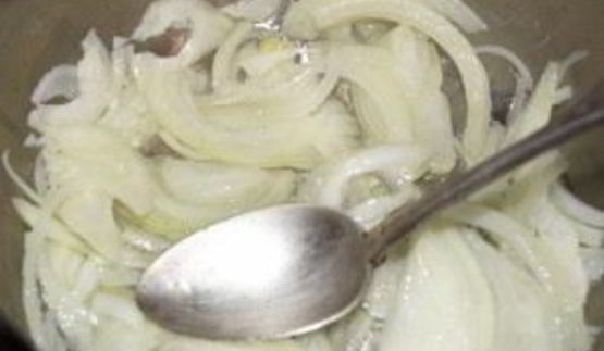 мясо под сметанным соусом