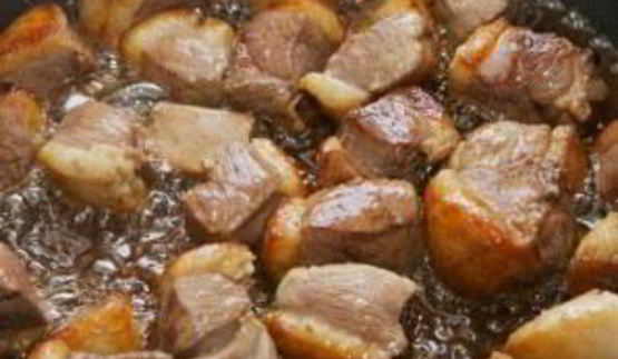 тушенная утка с баклажанами и картофелем