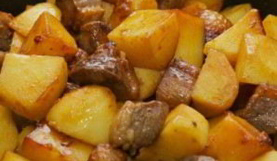 тушенная утка с баклажанами и картофелем