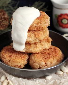 Биточки из фасоли и сыра