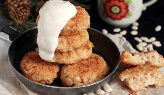 биточки из фасоли и сыра