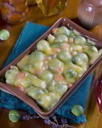 Брюссельская капуста на пару с соусом