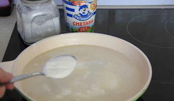 фаршированный перец в сметане