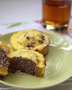 Фаршированные кабачки с фаршем и рисом