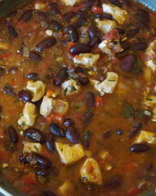 Фасоль с курицей