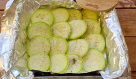 кабачки с лисичками в духовке