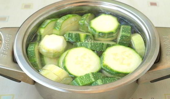 кабачки в сливочном соусе