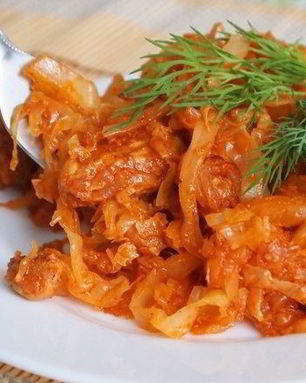 Капуста со свининой