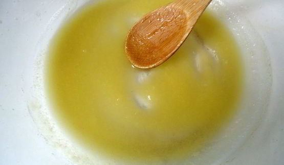 картофель, фаршированный с сырно-грибным соусом