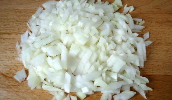 картофель, фаршированный с сырно-грибным соусом