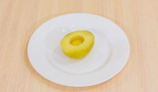 картофель, запеченный с перепелиными яйцами