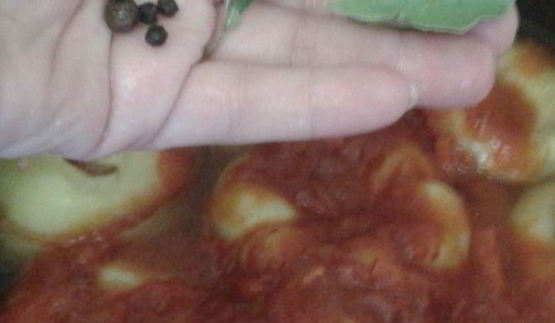 перец, фаршированный мясом и рисом