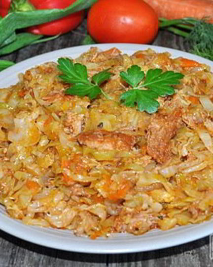 Рецепт тушеной капусты с тушенкой