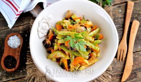 тушеные кабачки с фасолью