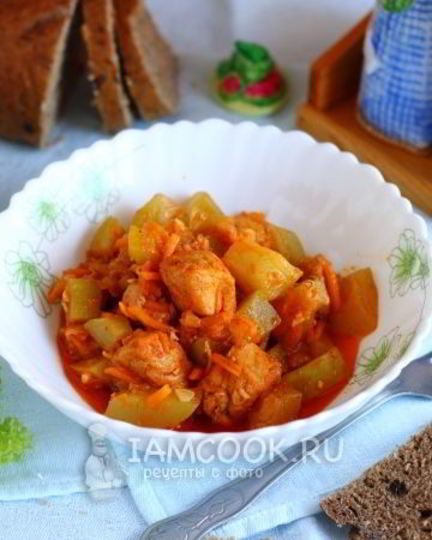 Рецепт тушеных кабачков с мясом в мультиварке
