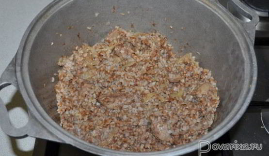 греча с куриной печенью