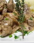 Куриная печень по-строгановски