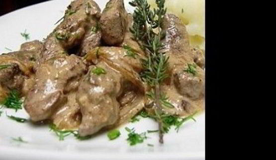 куриная печень по-строгановски