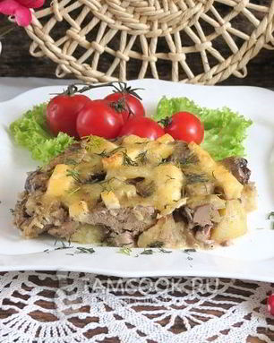 Куриная печень с картошкой в духовке